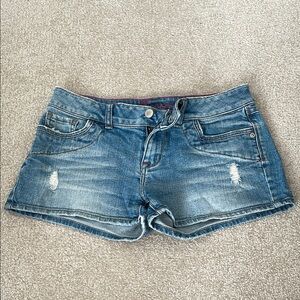 Size 3/4 Delia’s Jean Short Shorts